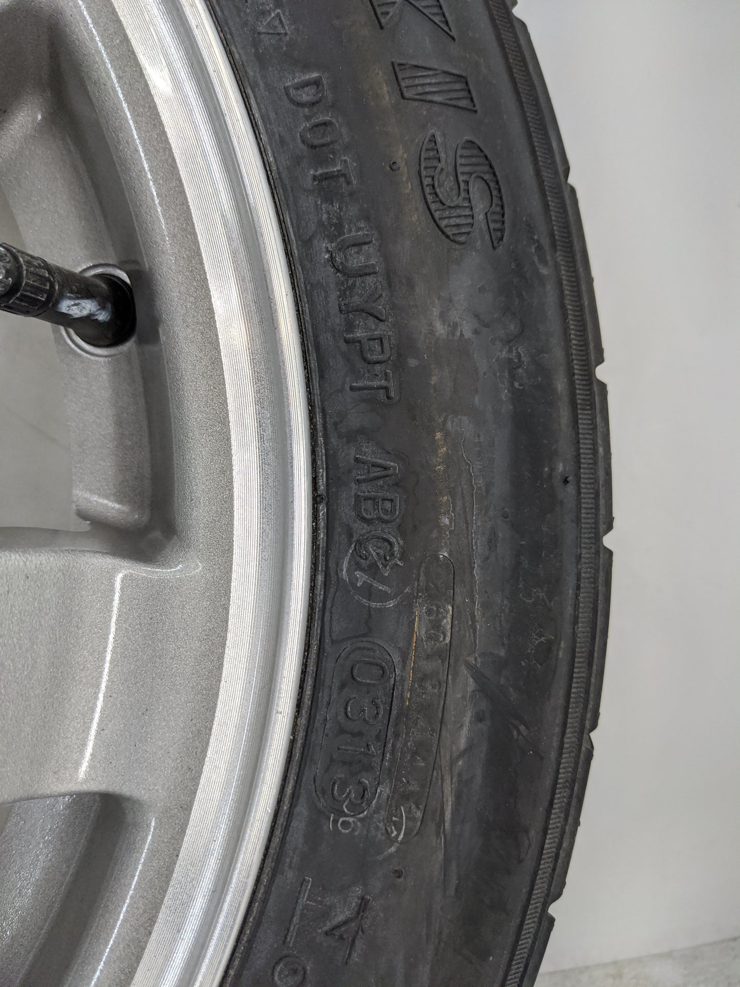 2011-2022 Hyundai Elantra Spare Donut Tire Wheel Rim Oem 1462473 - Oemusedautoparts1.com