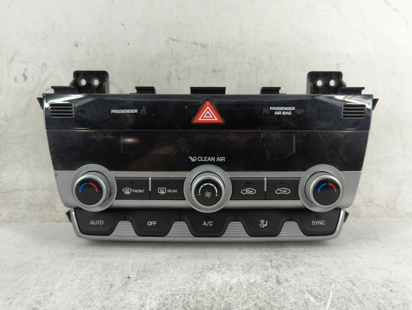 2019-2020 Hyundai Elantra Climate Control Module Temperature AC/Heater Replacement P/N:97250-F3DA0 97250-F2XXX Fits Fits 201