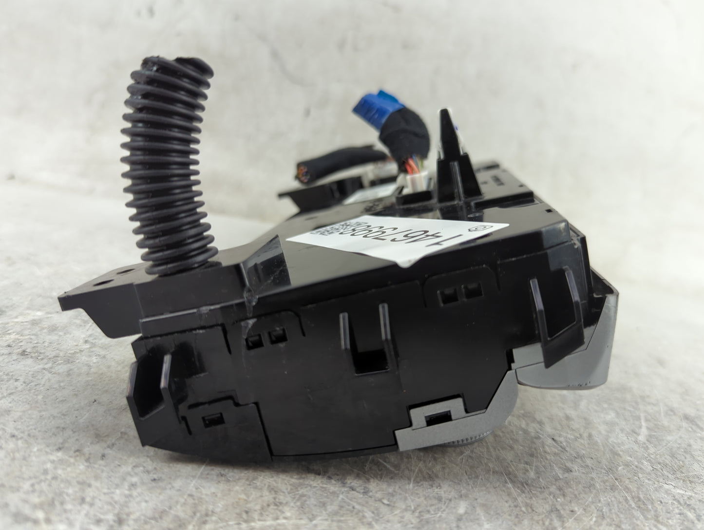 2019-2020 Hyundai Elantra Climate Control Module Temperature AC/Heater Replacement P/N:97250-F3DA0 97250-F2XXX Fits Fits 201