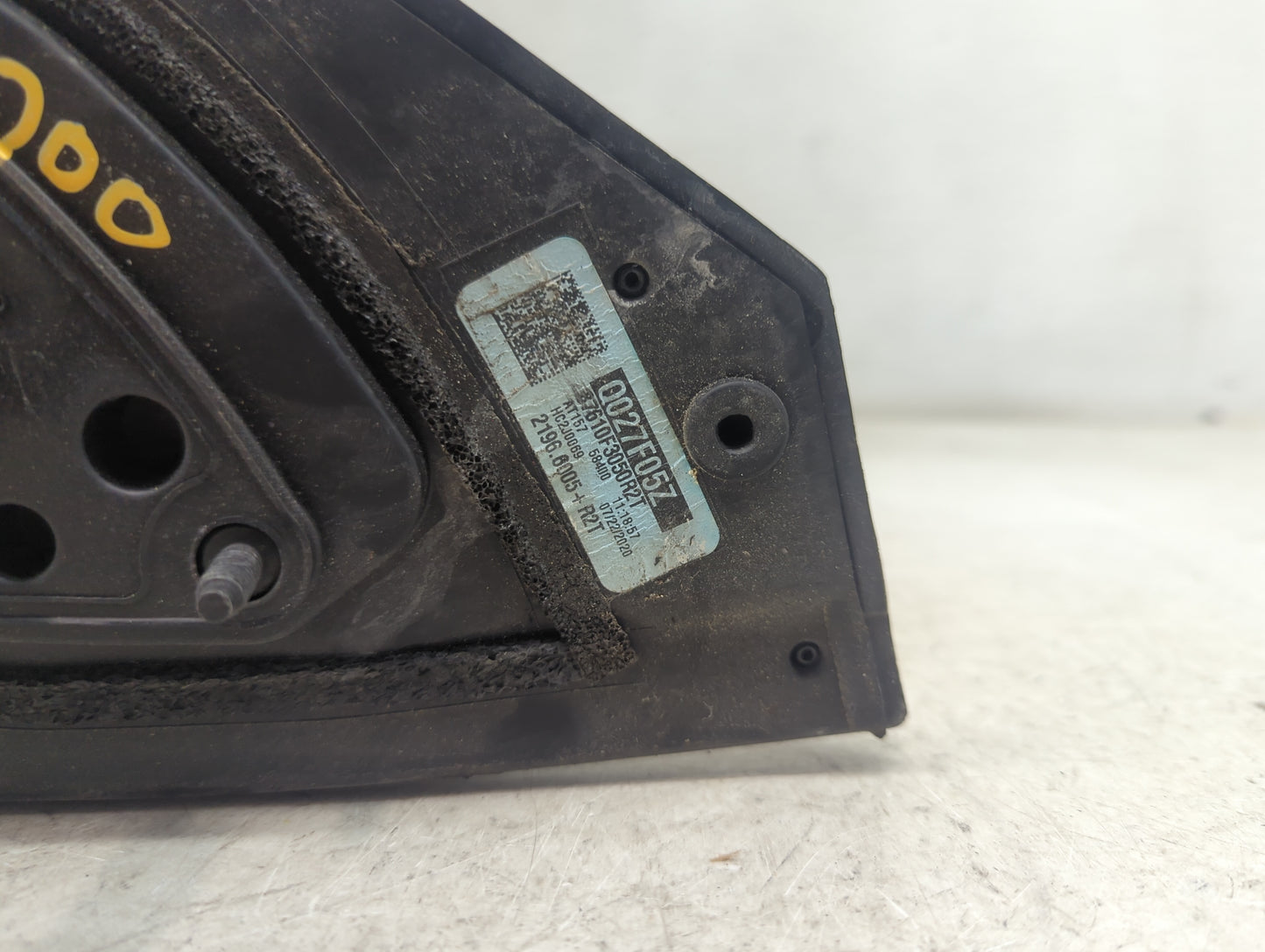2019-2020 Hyundai Elantra Driver Side View Mirror - Left Door Mirror OEM Used - Oemusedautoparts1.com