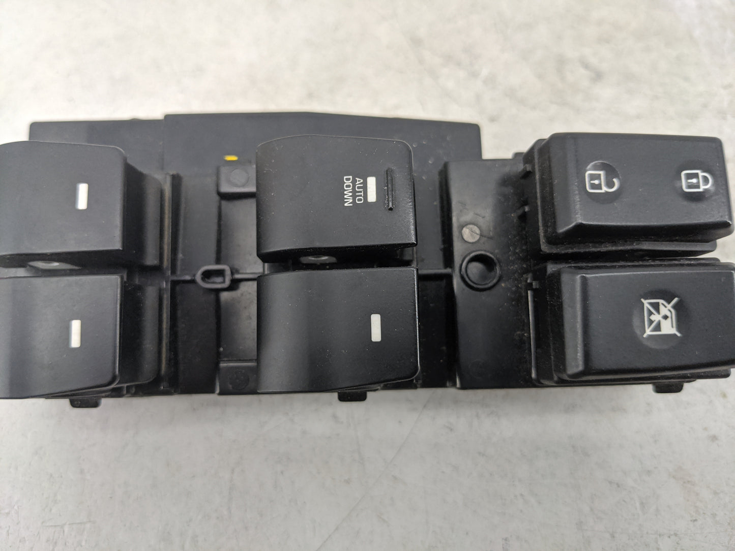 2017-2020 Hyundai Elantra Master Power Window Switch Replacement Driver Side Left P/N:93570F2100 Fits Fits 2017 2018 2019 20