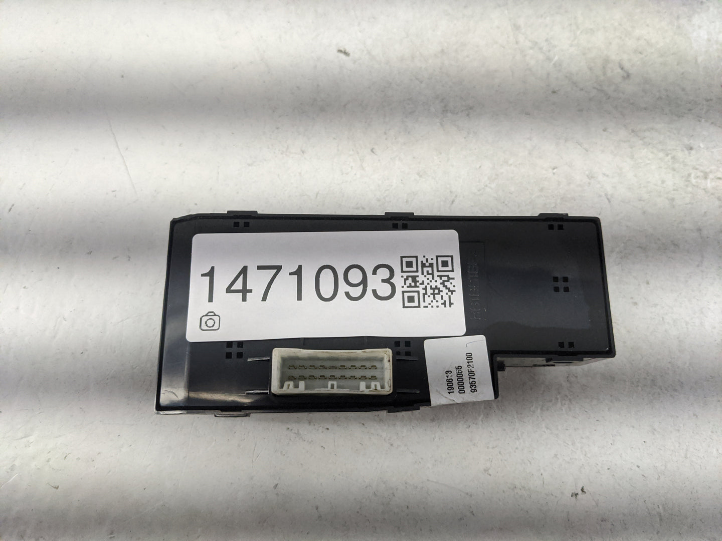 2017-2020 Hyundai Elantra Master Power Window Switch Replacement Driver Side Left P/N:93570F2100 Fits Fits 2017 2018 2019 20