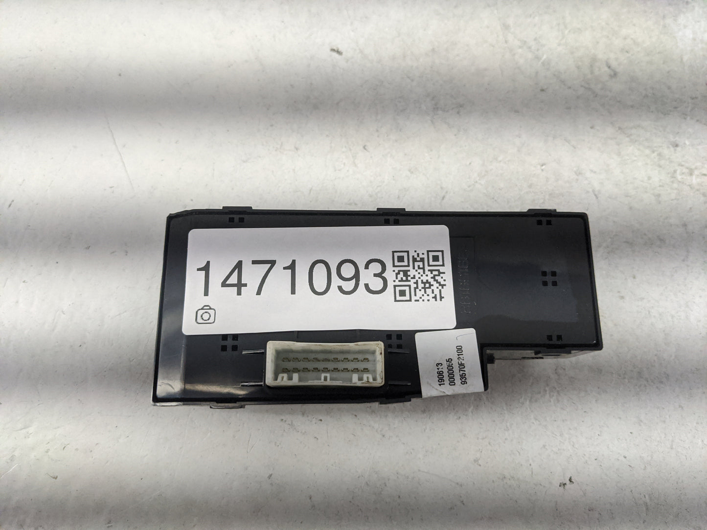 2017-2020 Hyundai Elantra Master Power Window Switch Replacement Driver Side Left P/N:93570F2100 Fits Fits 2017 2018 2019 20