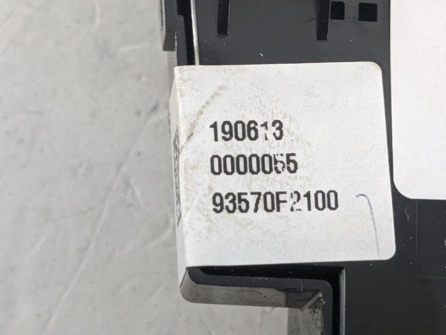 2017-2020 Hyundai Elantra Master Power Window Switch Replacement Driver Side Left P/N:93570F2100 Fits Fits 2017 2018 2019 20