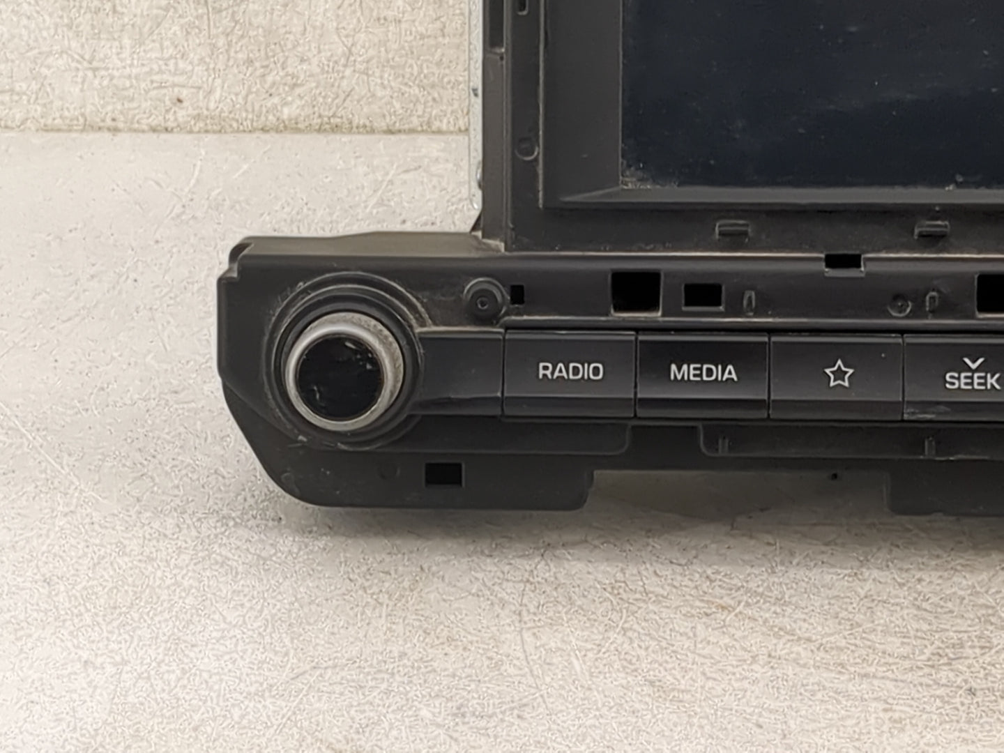 2019-2020 Hyundai Elantra Information Display Screen 1474928 - Oemusedautoparts1.com