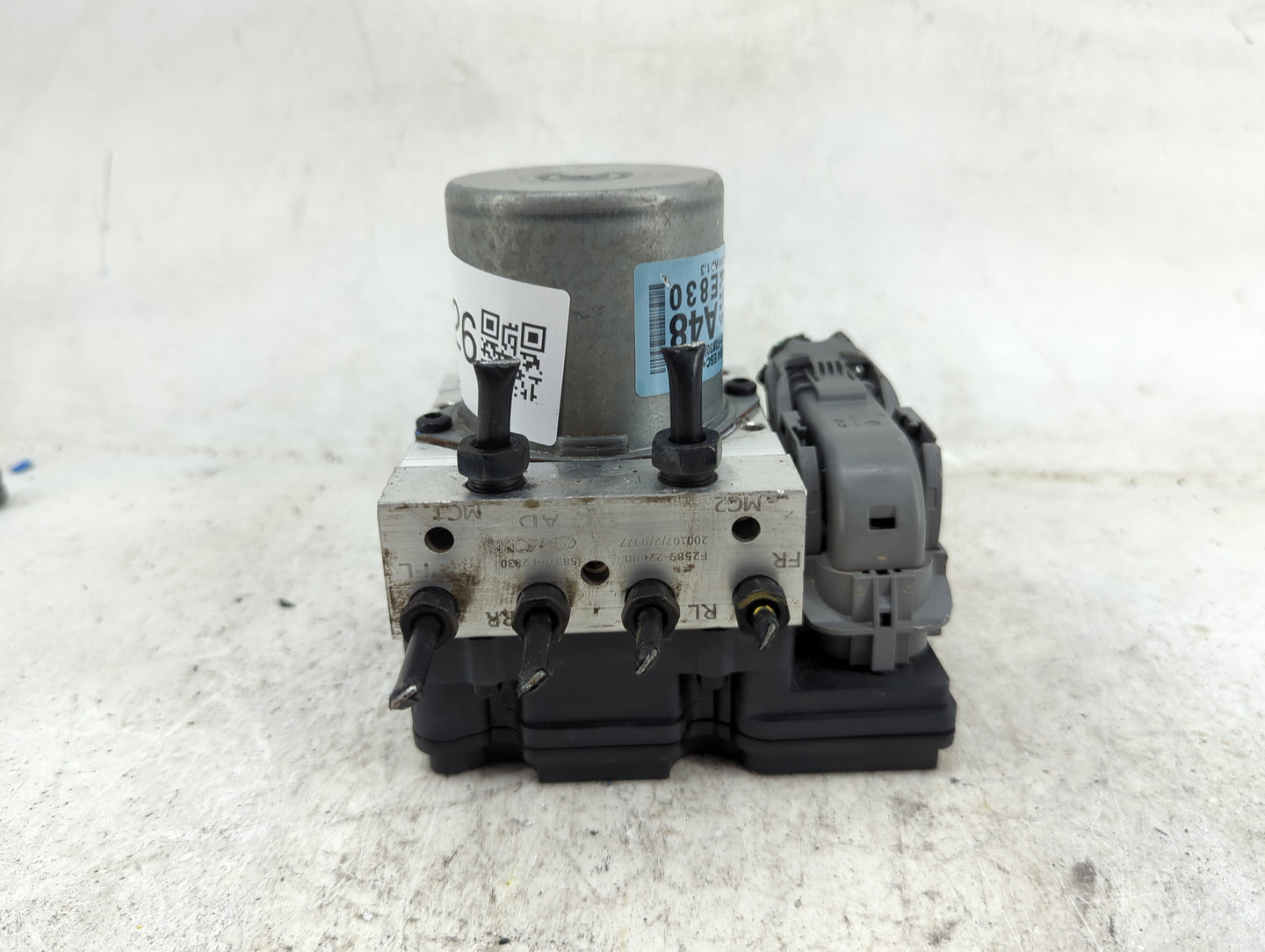 2020 Hyundai Elantra ABS Pump Control Module Replacement P/N:F2589-2400 58920-F2830, 61989-43100, 58920-F2600 Fits OEM Used 