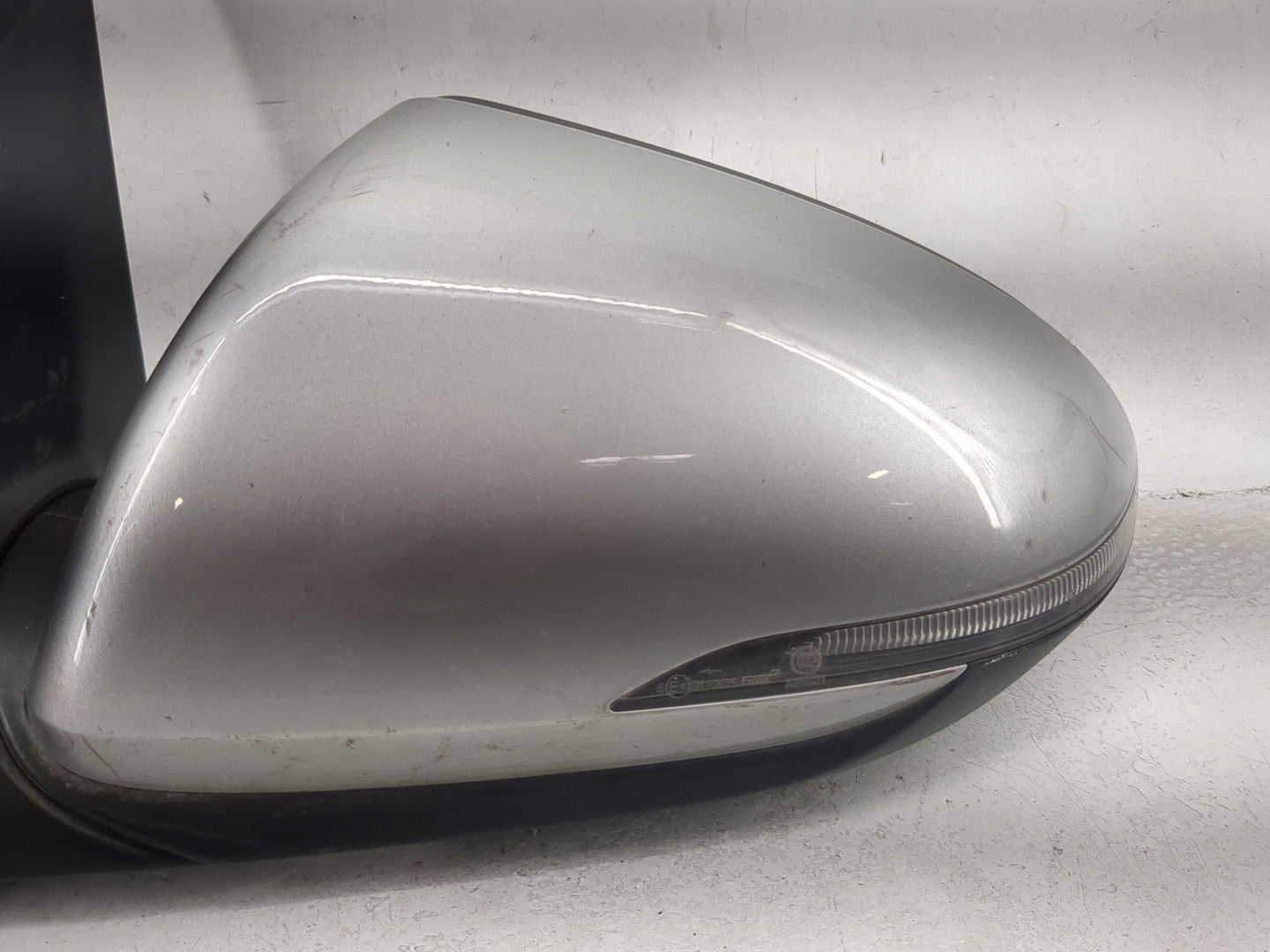 2019-2020 Hyundai Elantra Driver Left Side View Manual Door Mirror - Oemusedautoparts1.com