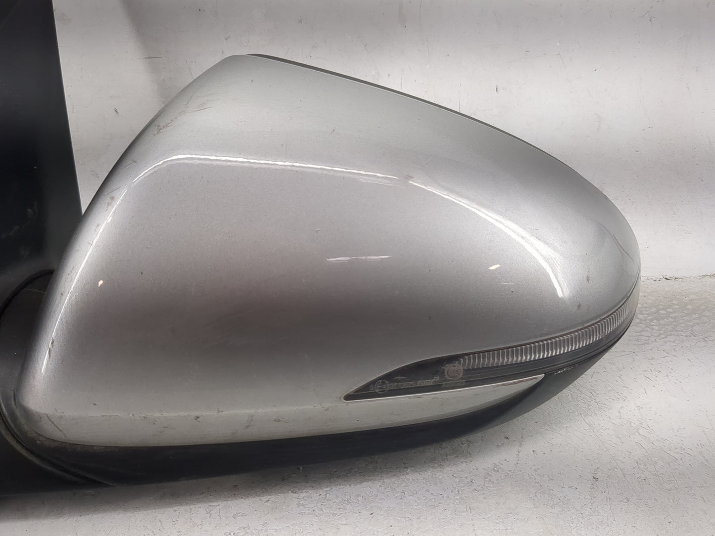 2019-2020 Hyundai Elantra Driver Left Side View Manual Door Mirror - Oemusedautoparts1.com
