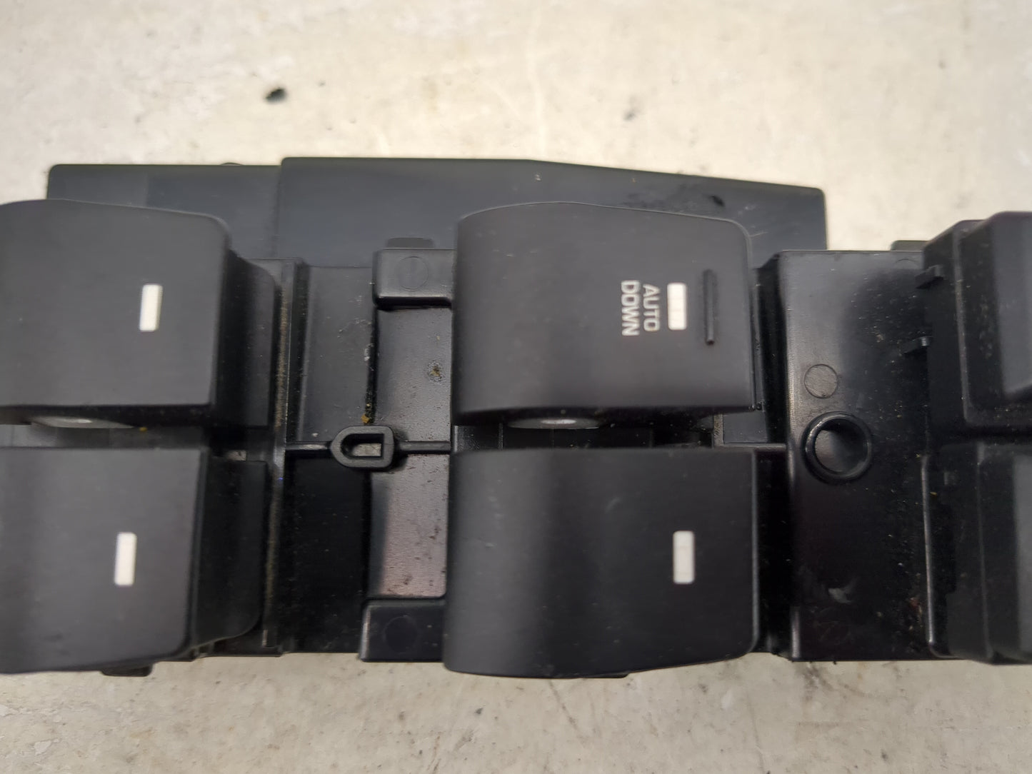 2017-2020 Hyundai Elantra Master Power Window Switch Replacement Driver Side Left P/N:93570F2100 Fits Fits 2017 2018 2019 20