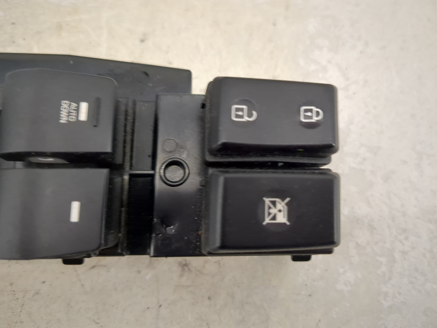2017-2020 Hyundai Elantra Master Power Window Switch Replacement Driver Side Left P/N:93570F2100 Fits Fits 2017 2018 2019 20