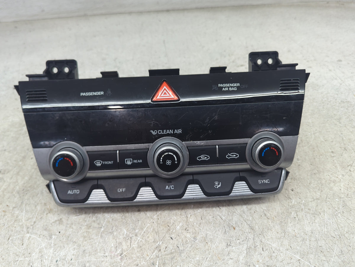 2019-2020 Hyundai Elantra Climate Control Module Temperature AC/Heater Replacement P/N:97250-F3DA0 Fits Fits 2019 2020 OEM U