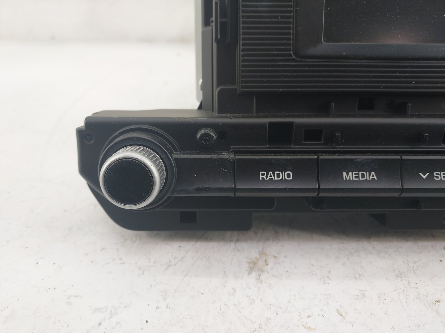 2019-2020 Hyundai Elantra Radio AM FM Cd Player Receiver Replacement P/N:96180F2UA05SH AC810F2AN Fits Fits 2019 2020 OEM Use