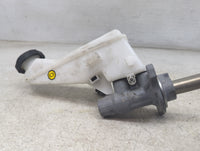 Hyundai Elantra Brake Master Cylinder 1498309 - Oemusedautoparts1.com