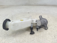 Hyundai Elantra Brake Master Cylinder 1498309 - Oemusedautoparts1.com