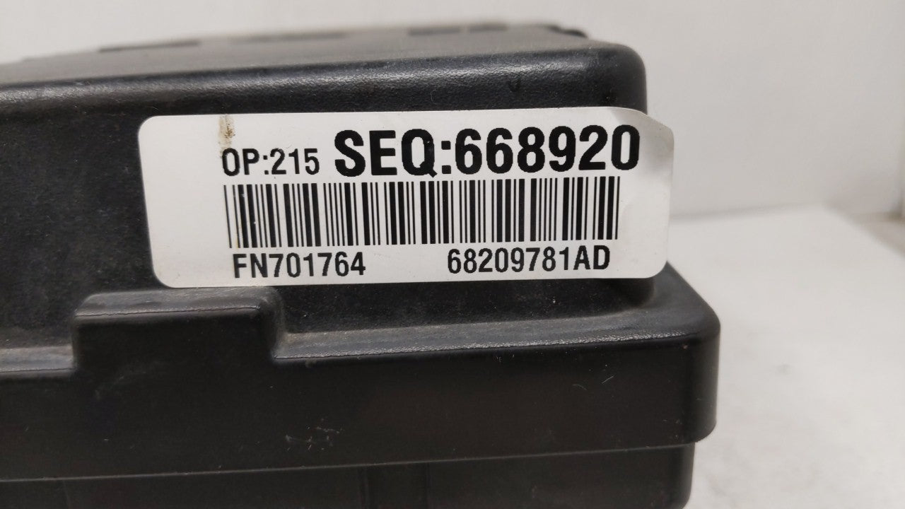 2019-2020 Hyundai Elantra Fusebox Fuse Box Panel Relay Module P/N:91260 F2250 Fits Fits 2019 2020 OEM Used Auto Parts - Oemu