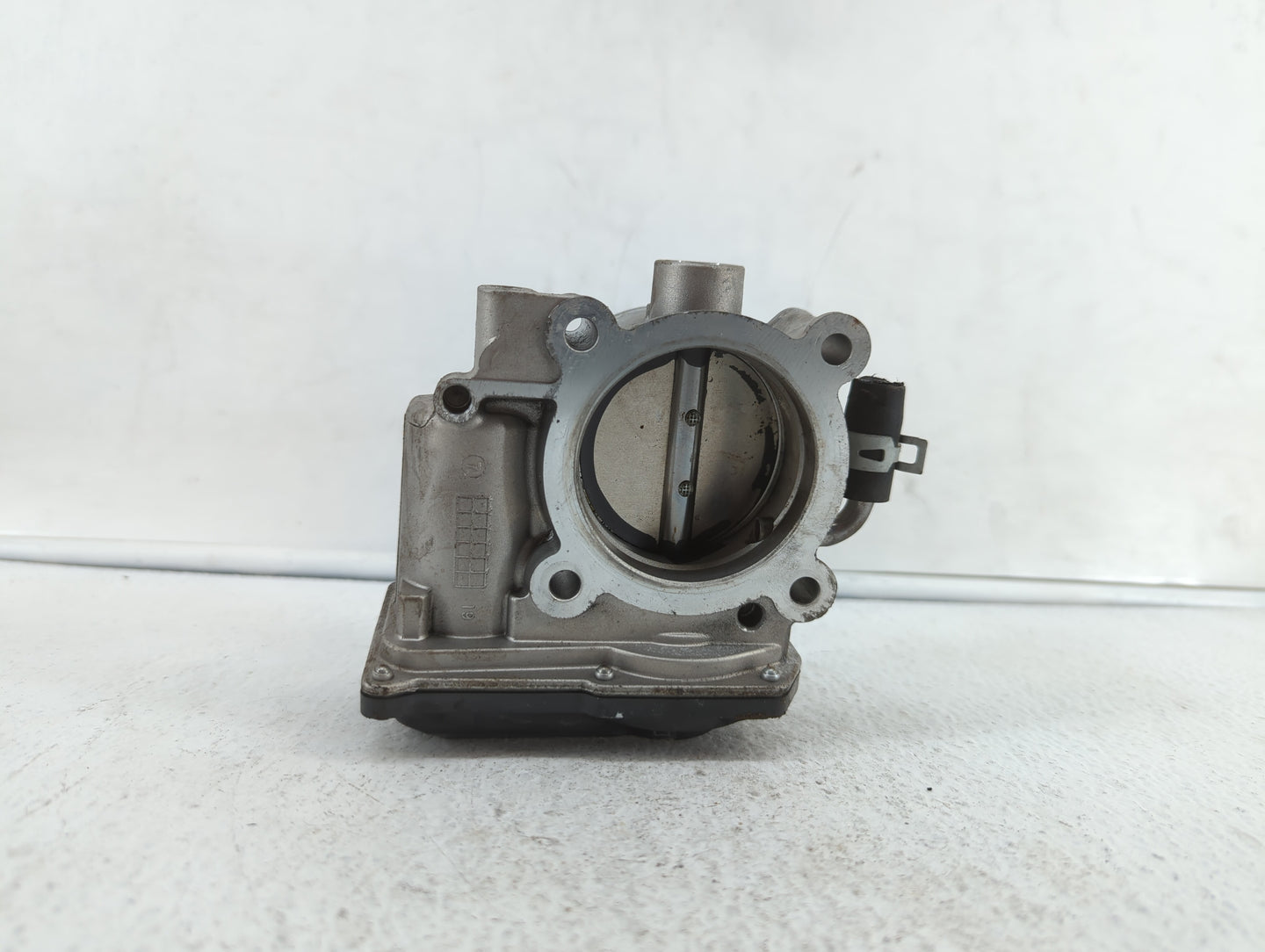 2011-2018 Hyundai Elantra Throttle Body P/N:35100-2E000 1302150124 Fits Fits 2011 2012 2013 2014 2015 2016 2017 2018 2019 OE