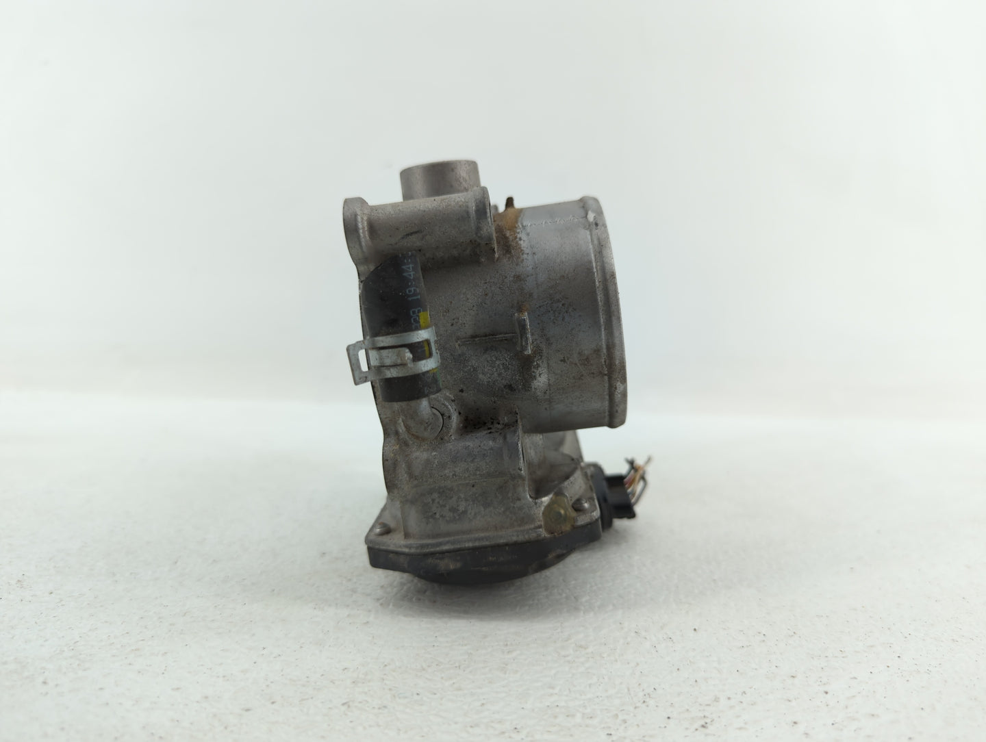 2011-2018 Hyundai Elantra Throttle Body P/N:35100-2E000 1302150124 Fits Fits 2011 2012 2013 2014 2015 2016 2017 2018 2019 OE