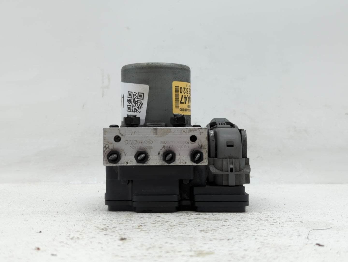 2020 Hyundai Elantra ABS Pump Control Module Replacement P/N:58910-F2620 58900-F2620 Fits OEM Used Auto Parts - Oemusedautop