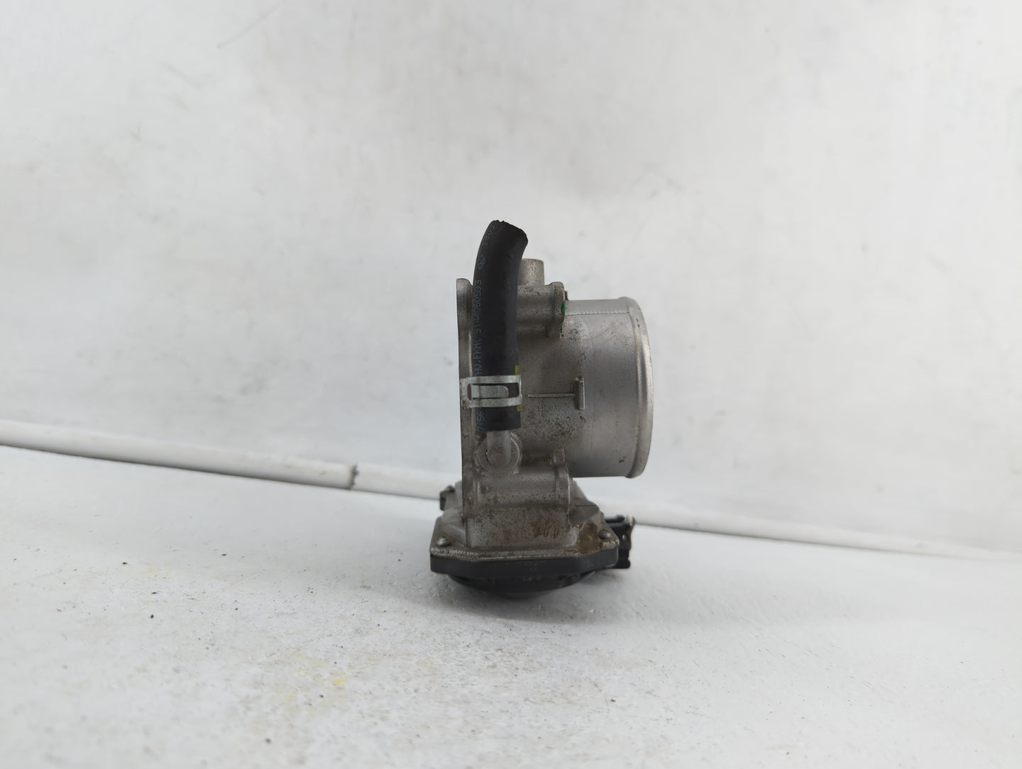2011-2018 Hyundai Elantra Throttle Body P/N:35100-2E000 1302150124 Fits Fits 2011 2012 2013 2014 2015 2016 2017 2018 2019 OE