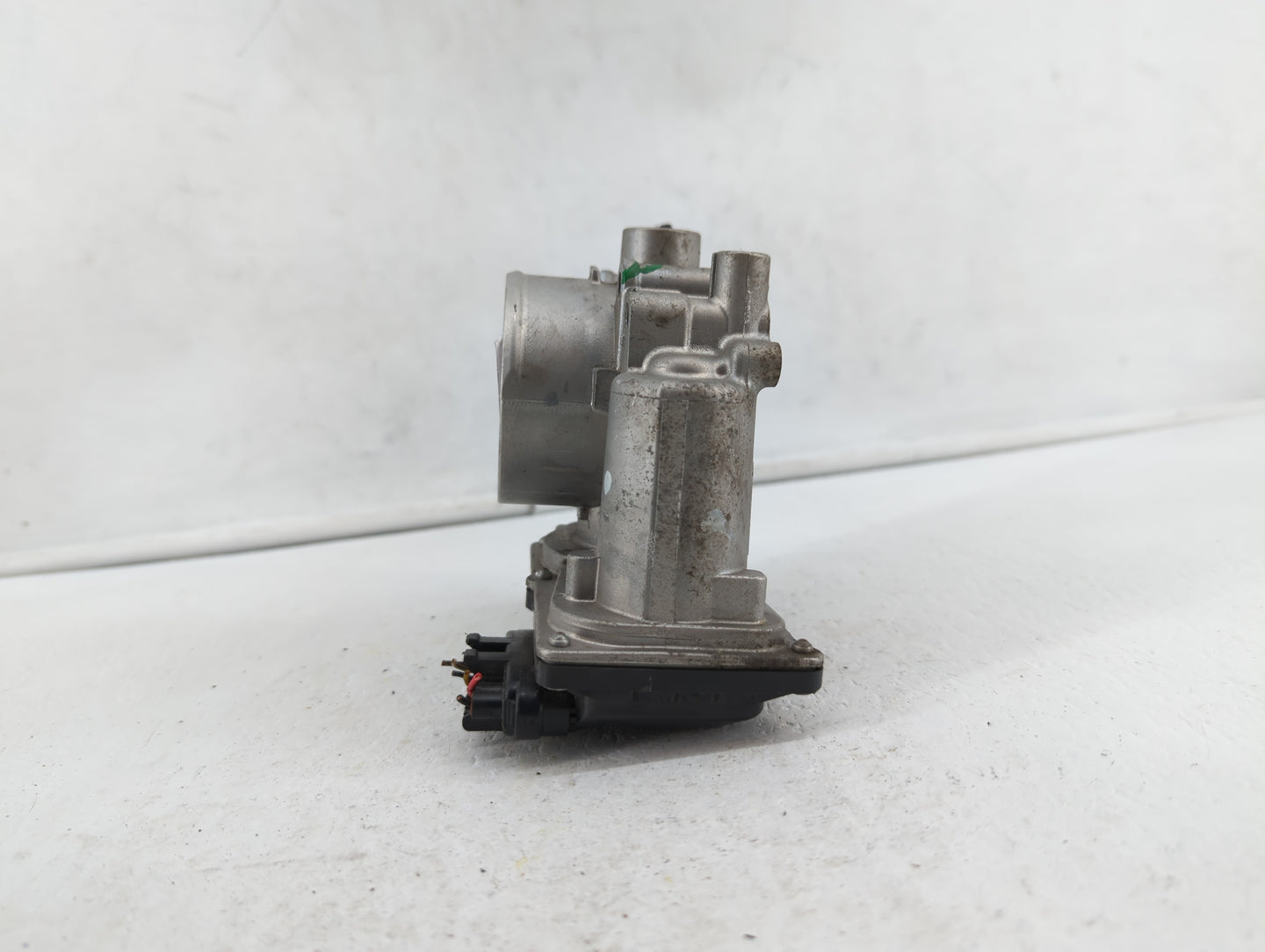 2011-2018 Hyundai Elantra Throttle Body P/N:35100-2E000 1302150124 Fits Fits 2011 2012 2013 2014 2015 2016 2017 2018 2019 OE