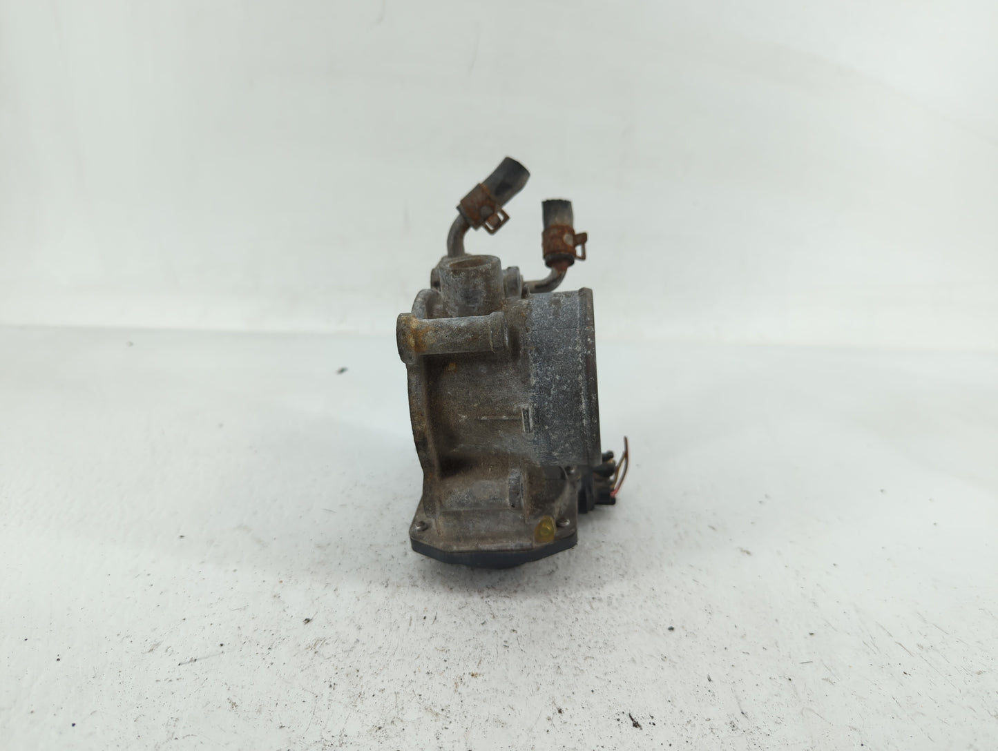 2011-2020 Hyundai Elantra Throttle Body P/N:35100-2E000 1302150124 Fits OEM Used Auto Parts - Oemusedautoparts1.com
