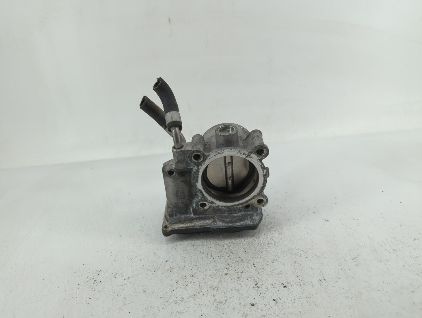 2011-2020 Hyundai Elantra Throttle Body P/N:35100-2E000 35100-2E710 Fits OEM Used Auto Parts - Oemusedautoparts1.com