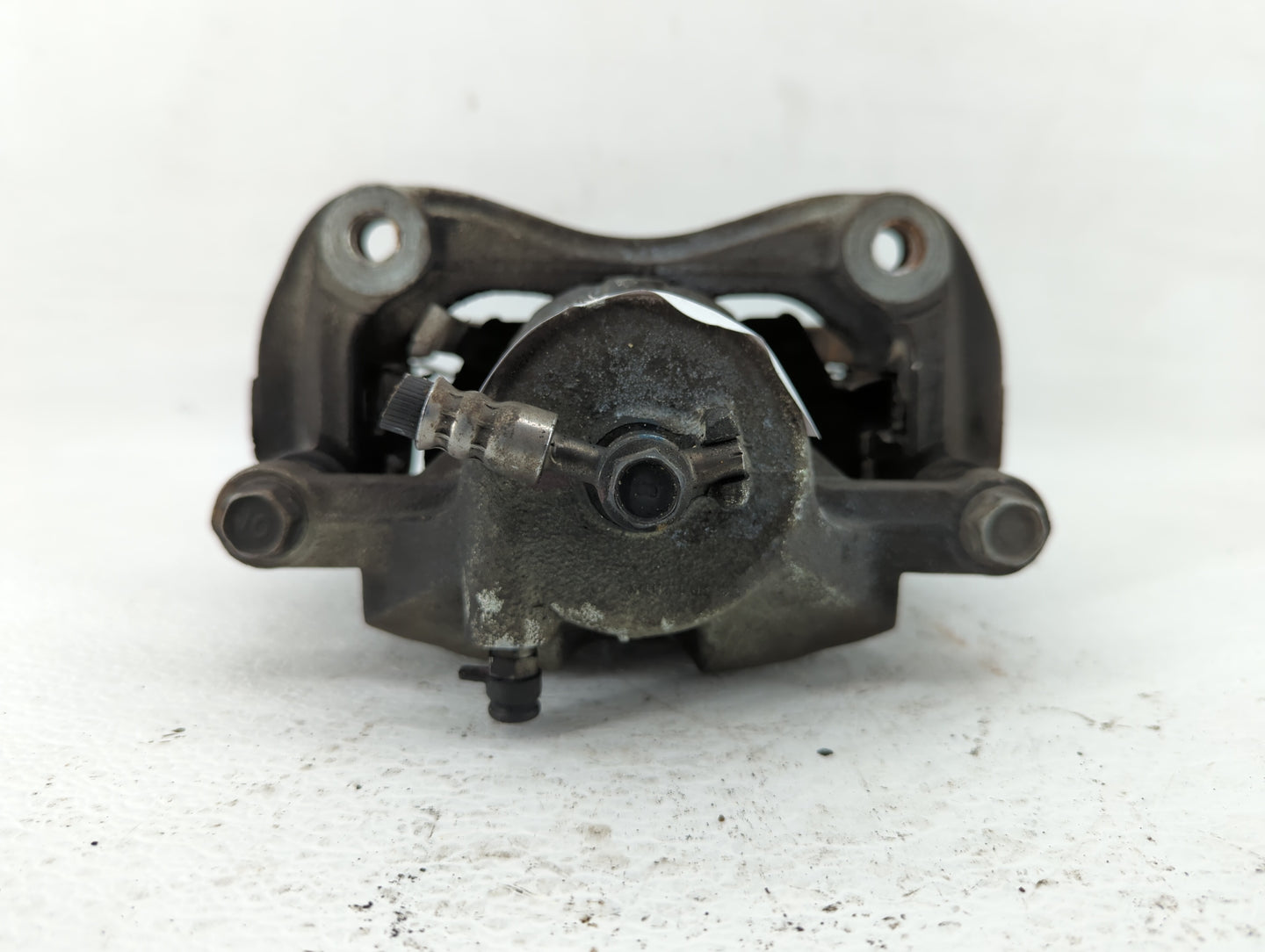 2017-2020 Hyundai Elantra Front Passenger Right Brake Caliper 454664 - Oemusedautoparts1.com