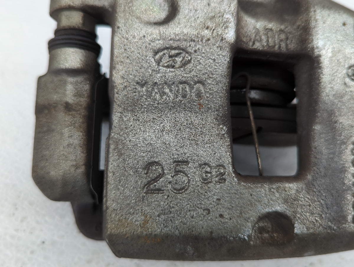 2017-2020 Hyundai Elantra Front Passenger Right Brake Caliper 454664 - Oemusedautoparts1.com