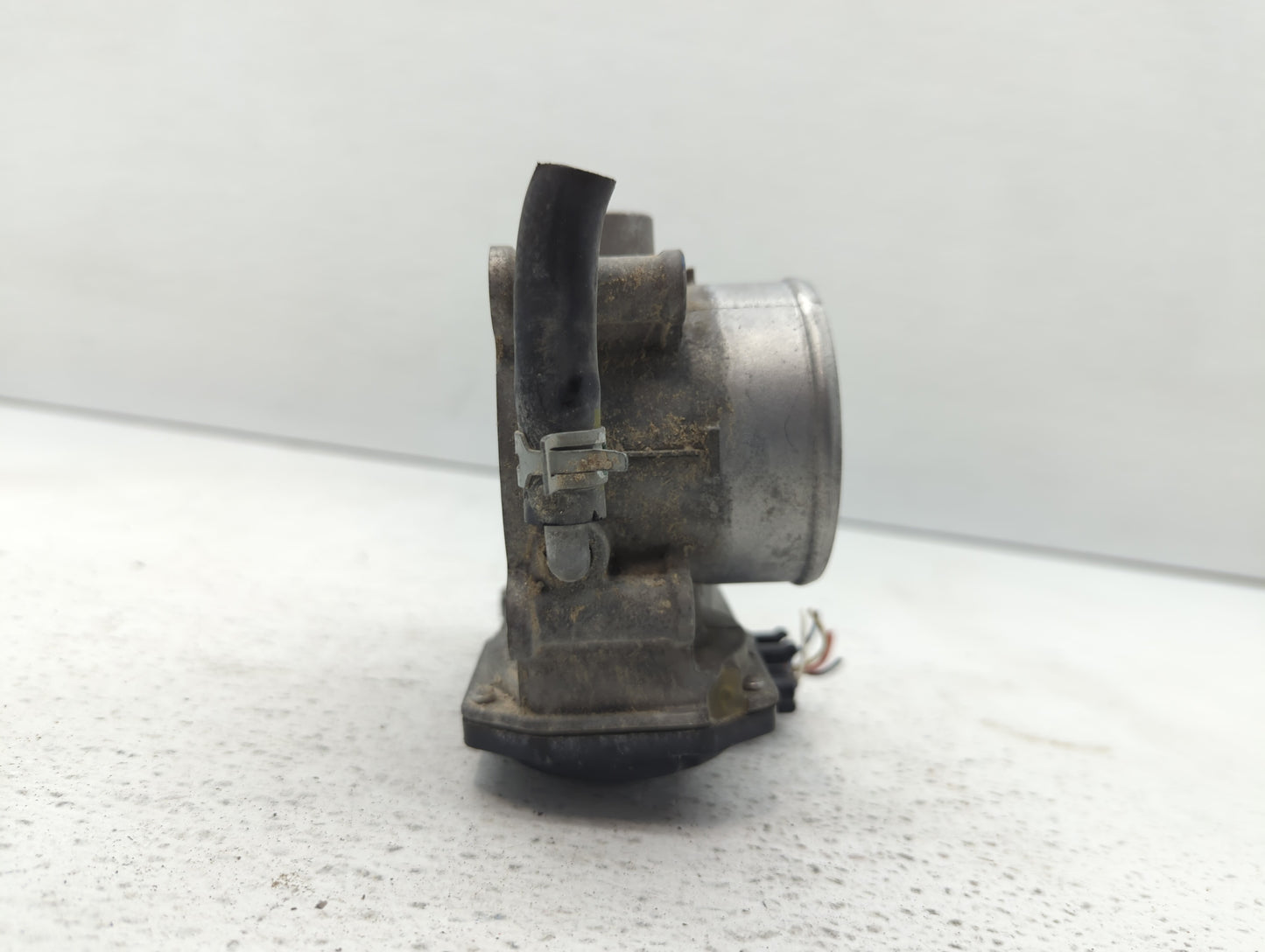 2011-2020 Hyundai Elantra Throttle Body P/N:35100-2E710 35100-2E000 Fits OEM Used Auto Parts - Oemusedautoparts1.com