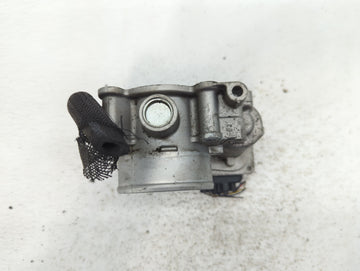2011-2020 Hyundai Elantra Throttle Body P/N:35100-0E710 Fits Fits 2011 2012 2013 2014 2015 2016 2017 2018 2019 2020 2021 OEM Used Auto Parts