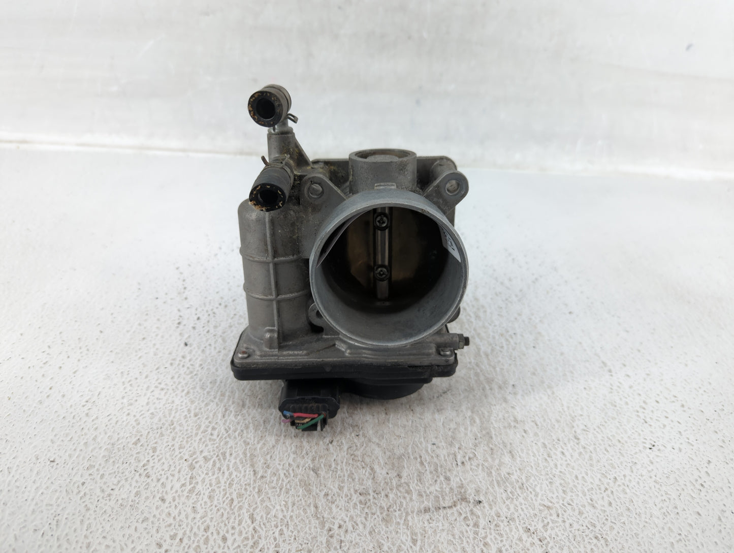 2011-2020 Hyundai Elantra Throttle Body P/N:RME60-16 Fits Fits 2011 2012 2013 2014 2015 2016 2017 2018 2019 2020 2021 OEM Us