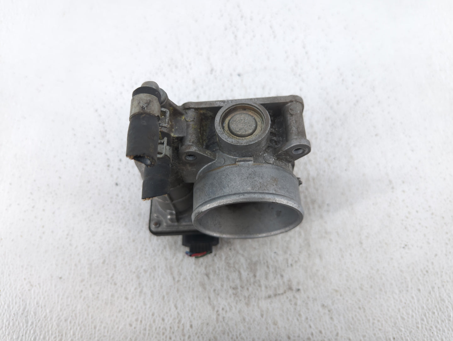 2011-2020 Hyundai Elantra Throttle Body P/N:RME60-16 Fits Fits 2011 2012 2013 2014 2015 2016 2017 2018 2019 2020 2021 OEM Us