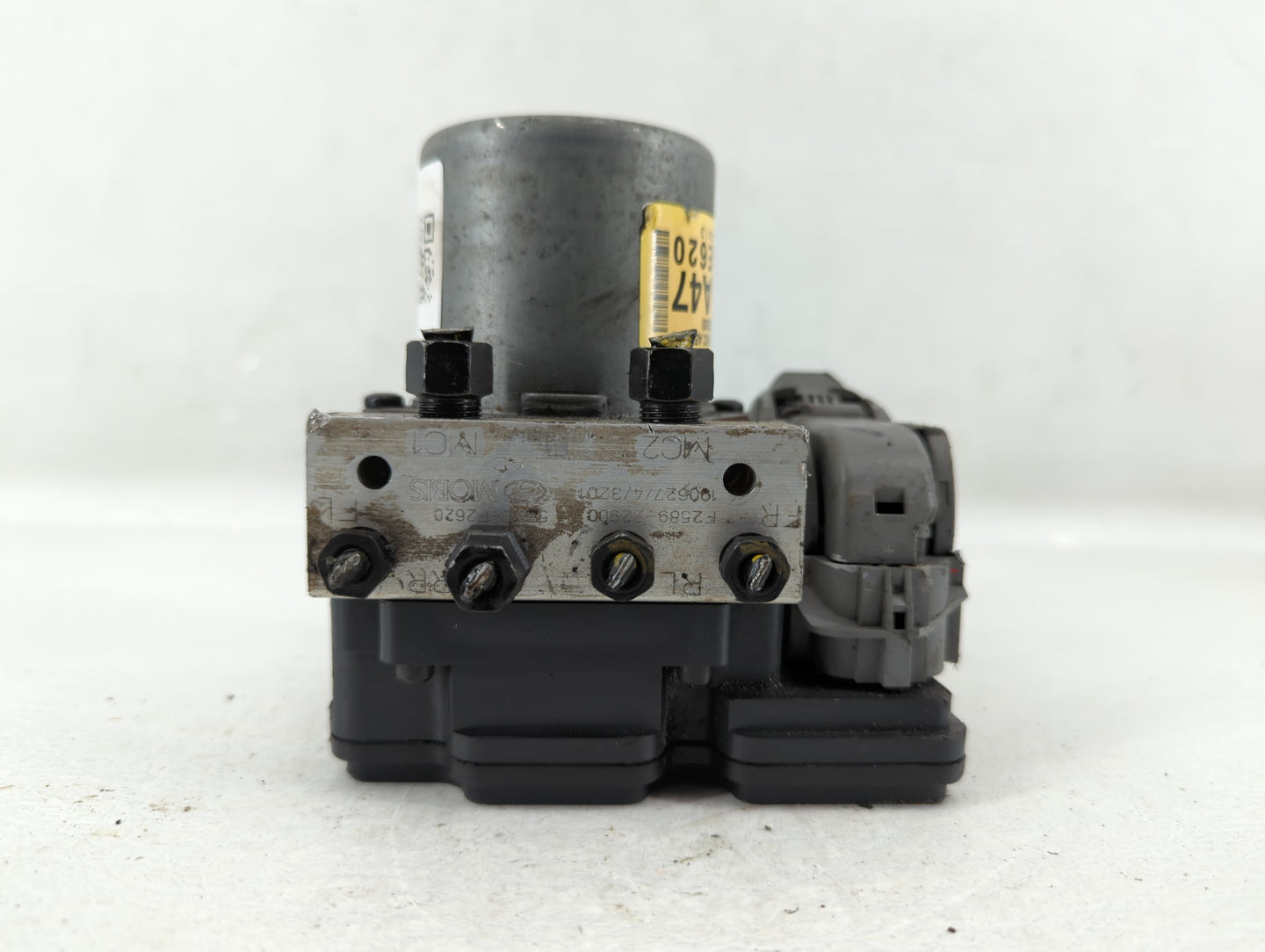 2019-2020 Hyundai Elantra ABS Pump Control Module Replacement P/N:58900-F2620 Fits Fits 2019 2020 OEM Used Auto Parts - Oemu