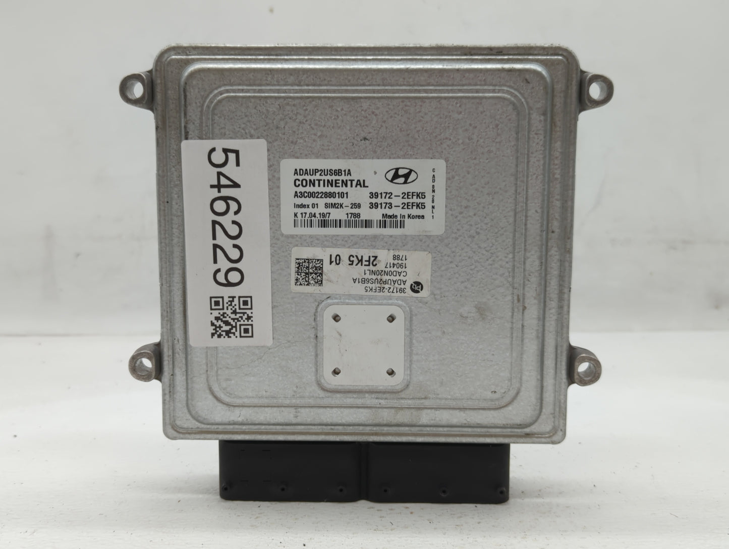 2019-2020 Hyundai Elantra PCM Engine Control Computer ECU ECM PCU OEM P/N:39172-2EFK5 Fits Fits 2019 2020 OEM Used Auto Part