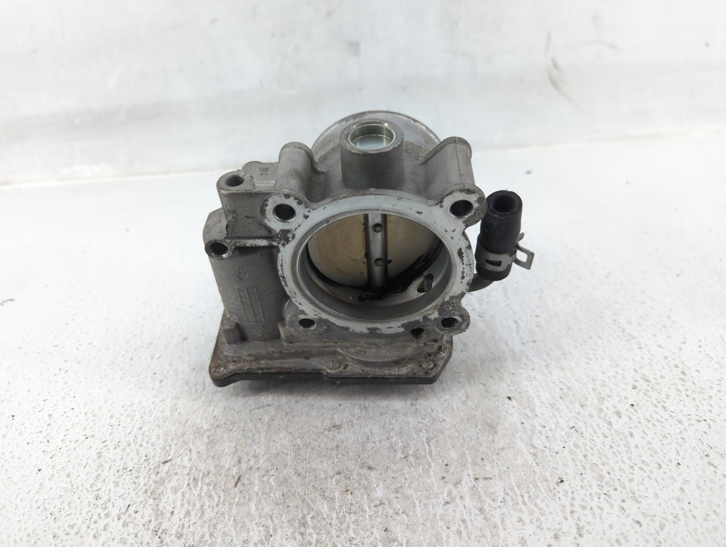 2011-2020 Hyundai Elantra Throttle Body P/N:35100-2E710 Fits Fits 2011 2012 2013 2014 2015 2016 2017 2018 2019 2020 2021 OEM