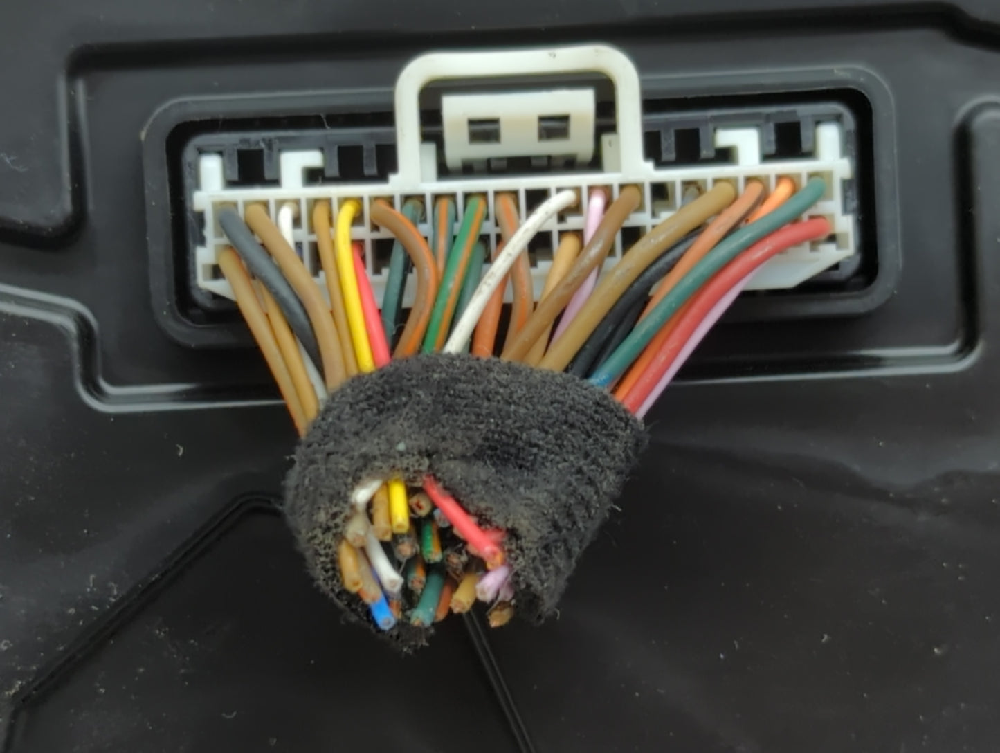 2019-2020 Hyundai Elantra Instrument Cluster Speedometer Gauges P/N:94051-F2430 Fits Fits 2019 2020 OEM Used Auto Parts - Oe