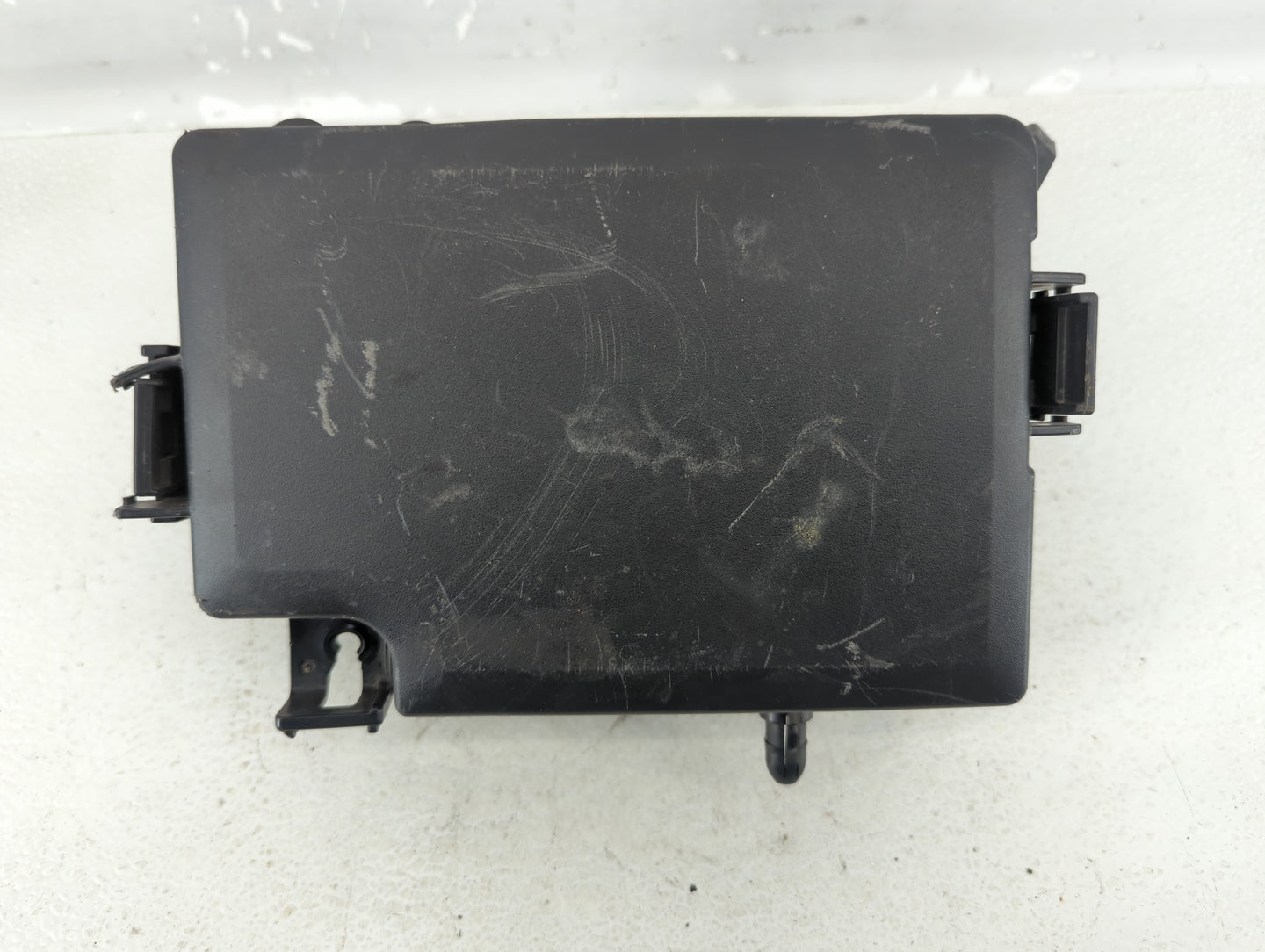 2019-2020 Hyundai Elantra Fusebox Fuse Box Panel Relay Module P/N:91260-F2030AA Fits Fits 2019 2020 OEM Used Auto Parts - Oe