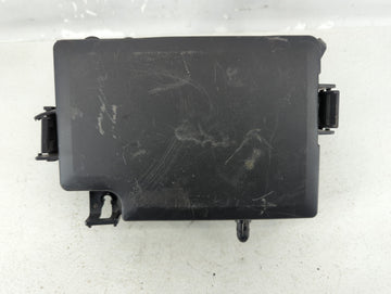 2019-2020 Hyundai Elantra Fusebox Fuse Box Panel Relay Module P/N:91260-F2030AA Fits Fits 2019 2020 OEM Used Auto Parts - Oe