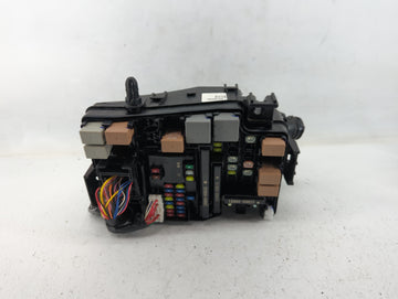 2019-2020 Hyundai Elantra Fusebox Fuse Box Panel Relay Module P/N:91210F3240AA Fits Fits 2019 2020 OEM Used Auto Parts