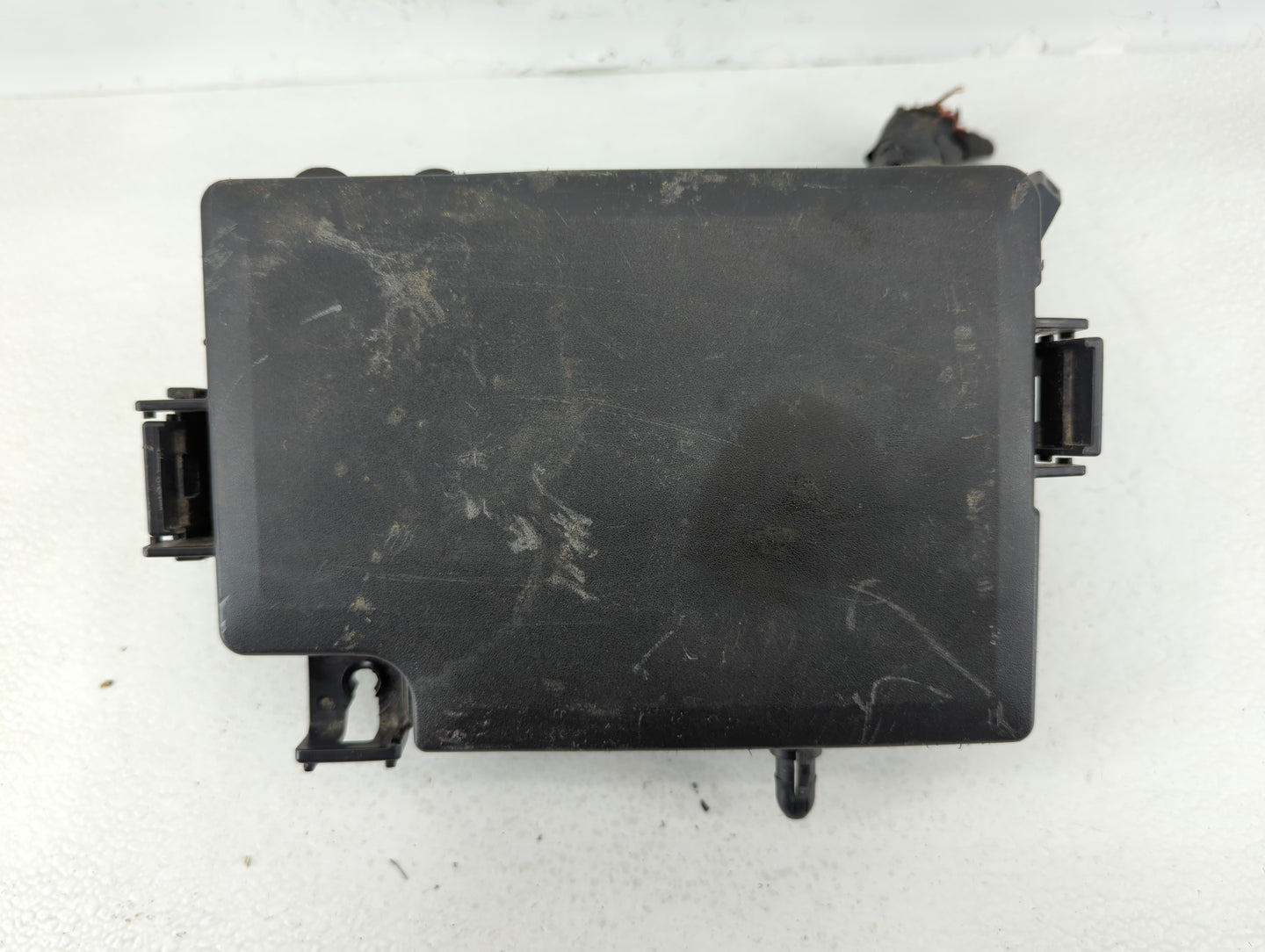 2019-2020 Hyundai Elantra Fusebox Fuse Box Panel Relay Module P/N:91260 F2030AA Fits Fits 2019 2020 OEM Used Auto Parts - Oe