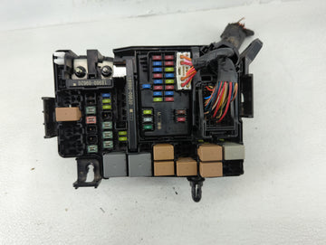 2019-2020 Hyundai Elantra Fusebox Fuse Box Panel Relay Module P/N:91260 F2030AA Fits Fits 2019 2020 OEM Used Auto Parts