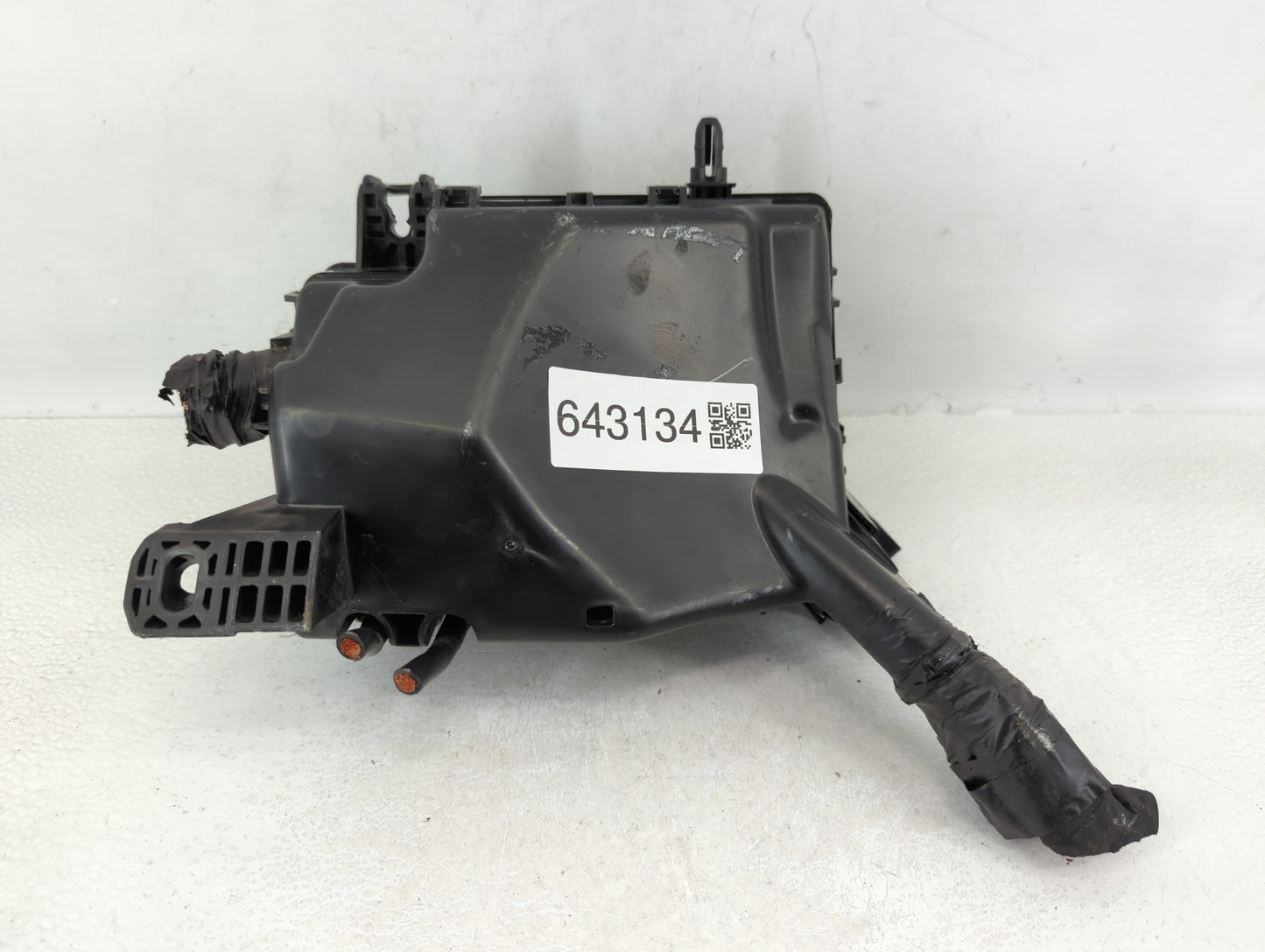 2019-2020 Hyundai Elantra Fusebox Fuse Box Panel Relay Module P/N:91260 F2030AA Fits Fits 2019 2020 OEM Used Auto Parts - Oe