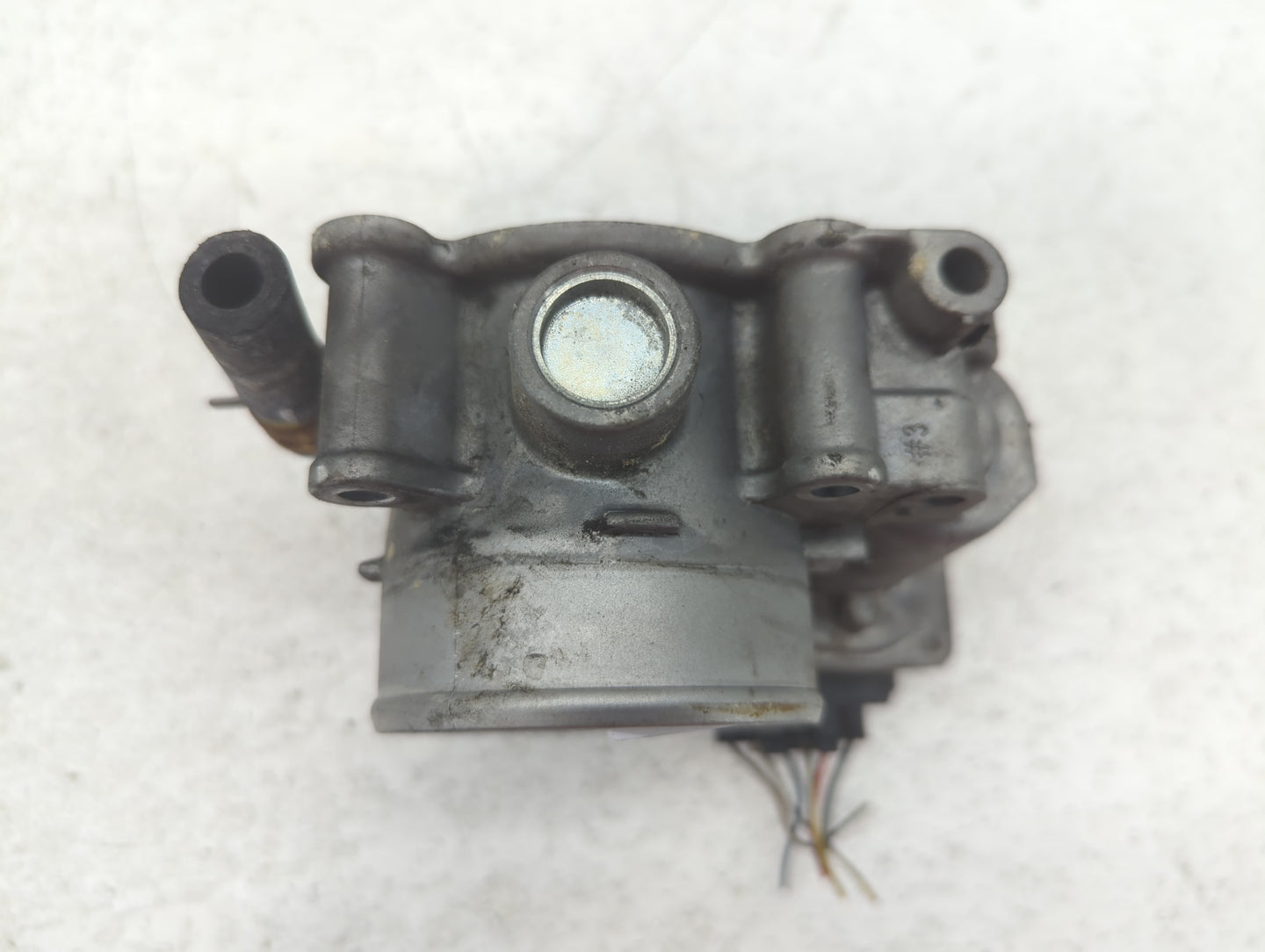 2011-2020 Hyundai Elantra Throttle Body P/N:6100 07C31 35100-2E710 Fits OEM Used Auto Parts - Oemusedautoparts1.com