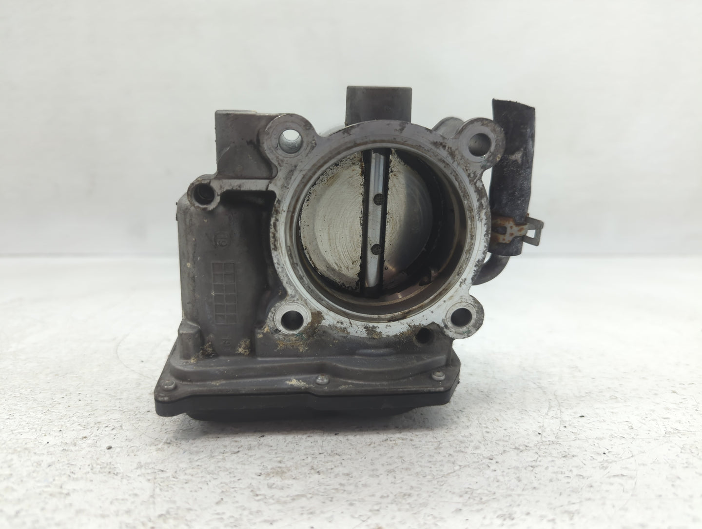 2011-2020 Hyundai Elantra Throttle Body P/N:6100 07C31 35100-2E710 Fits OEM Used Auto Parts - Oemusedautoparts1.com