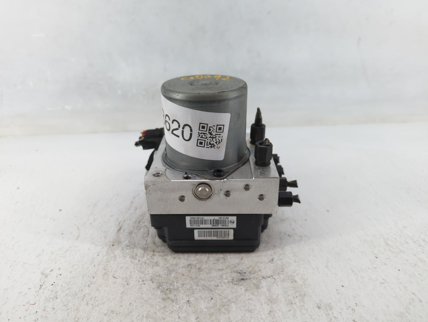 2019-2020 Hyundai Elantra ABS Pump Control Module Replacement P/N:58900-F2620 Fits Fits 2019 2020 OEM Used Auto Parts - Oemu