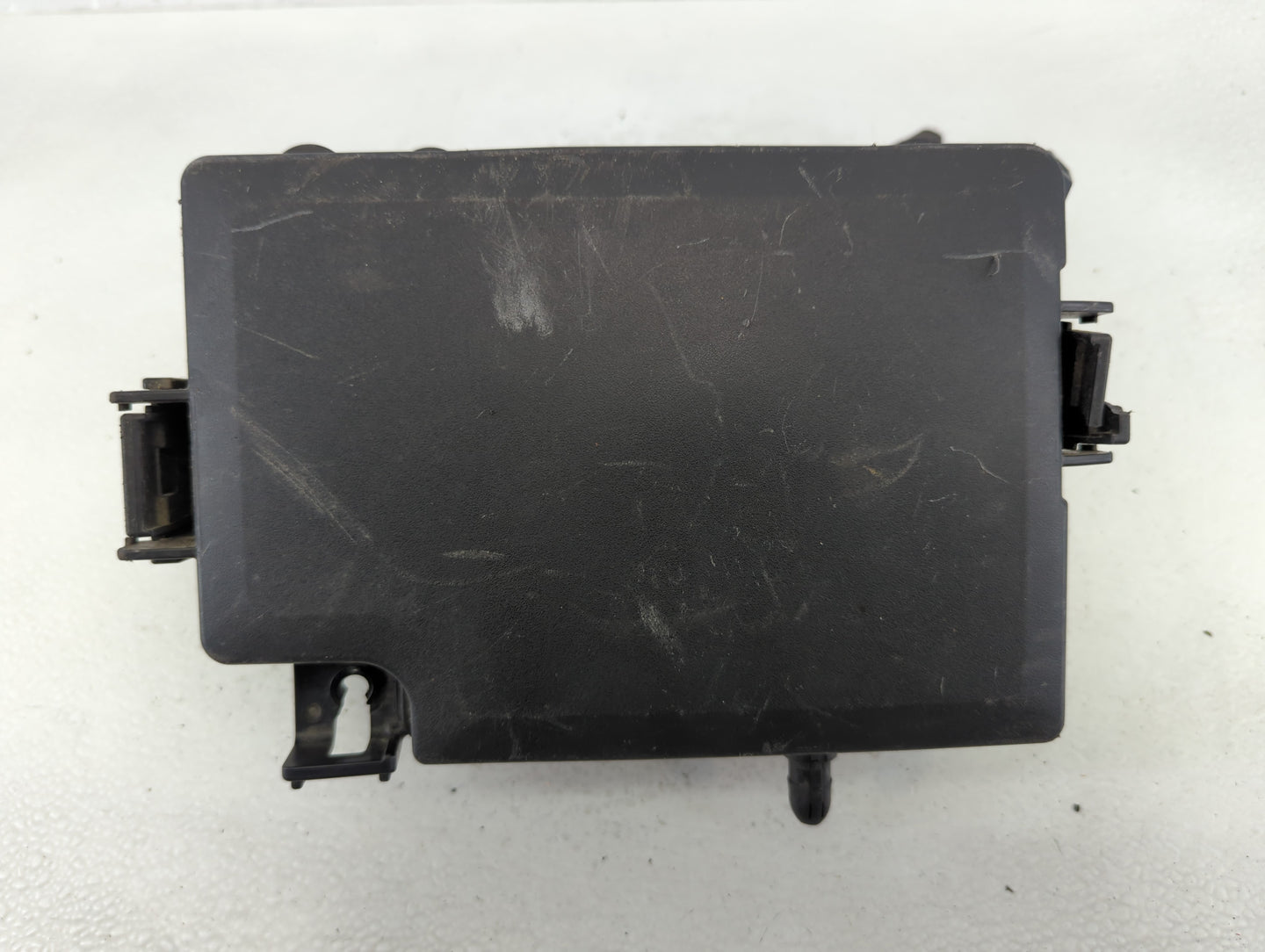 2019-2020 Hyundai Elantra Fusebox Fuse Box Panel Relay Module P/N:91260 F2130AA Fits Fits 2019 2020 OEM Used Auto Parts - Oe