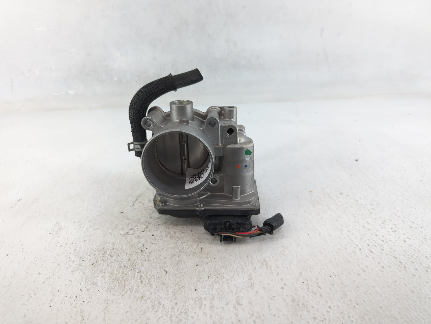 2011-2020 Hyundai Elantra Throttle Body P/N:35100-2E710 Fits Fits 2011 2012 2013 2014 2015 2016 2017 2018 2019 2020 2021 OEM