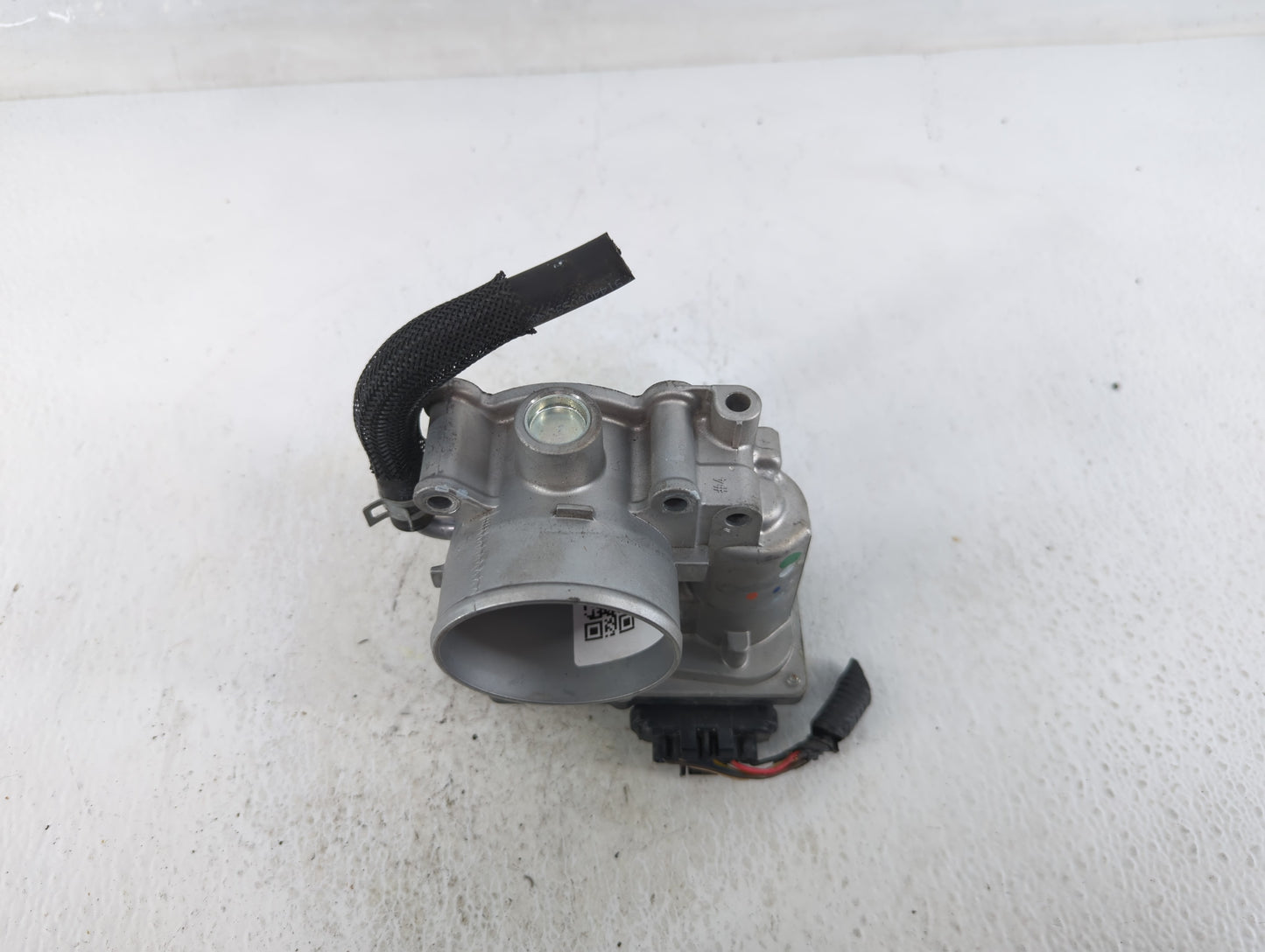 2011-2020 Hyundai Elantra Throttle Body P/N:35100-2E710 Fits Fits 2011 2012 2013 2014 2015 2016 2017 2018 2019 2020 2021 OEM