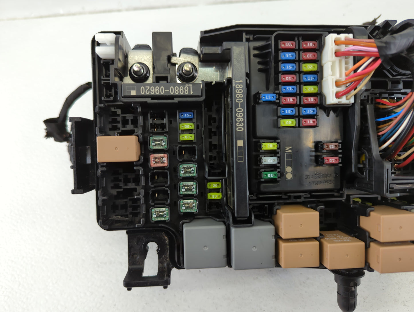 2019-2020 Hyundai Elantra Fusebox Fuse Box Panel Relay Module P/N:91260-F2030AA Fits Fits 2019 2020 OEM Used Auto Parts - Oe