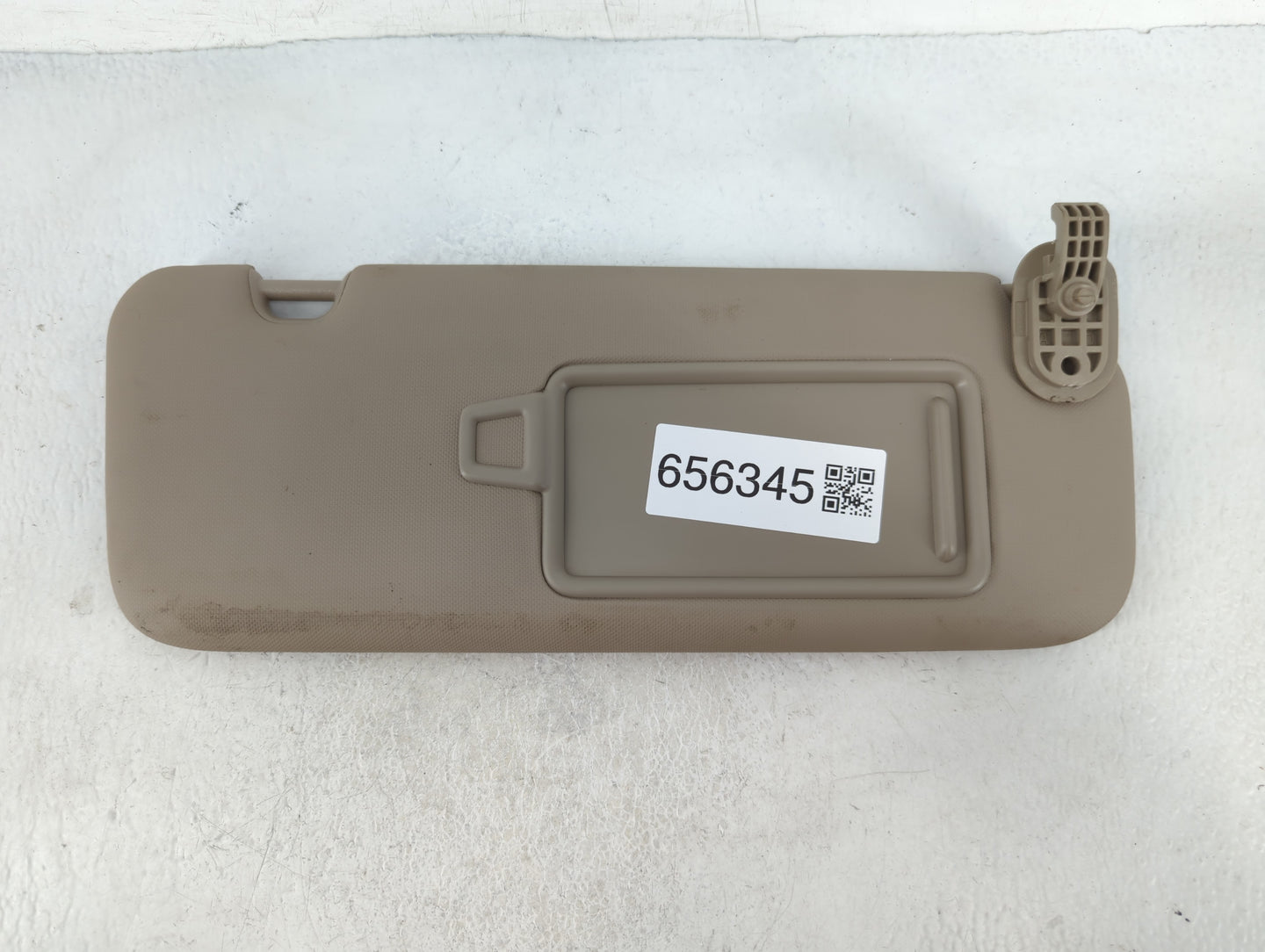 2017-2020 Hyundai Elantra Sun Visor Shade Replacement Passenger Right Mirror Fits Fits 2017 2018 2019 2020 OEM Used Auto Par